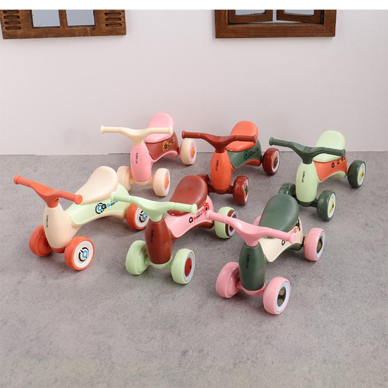 Kids Toys Scooter - 1 Peça Aleatória: Mini Carro de